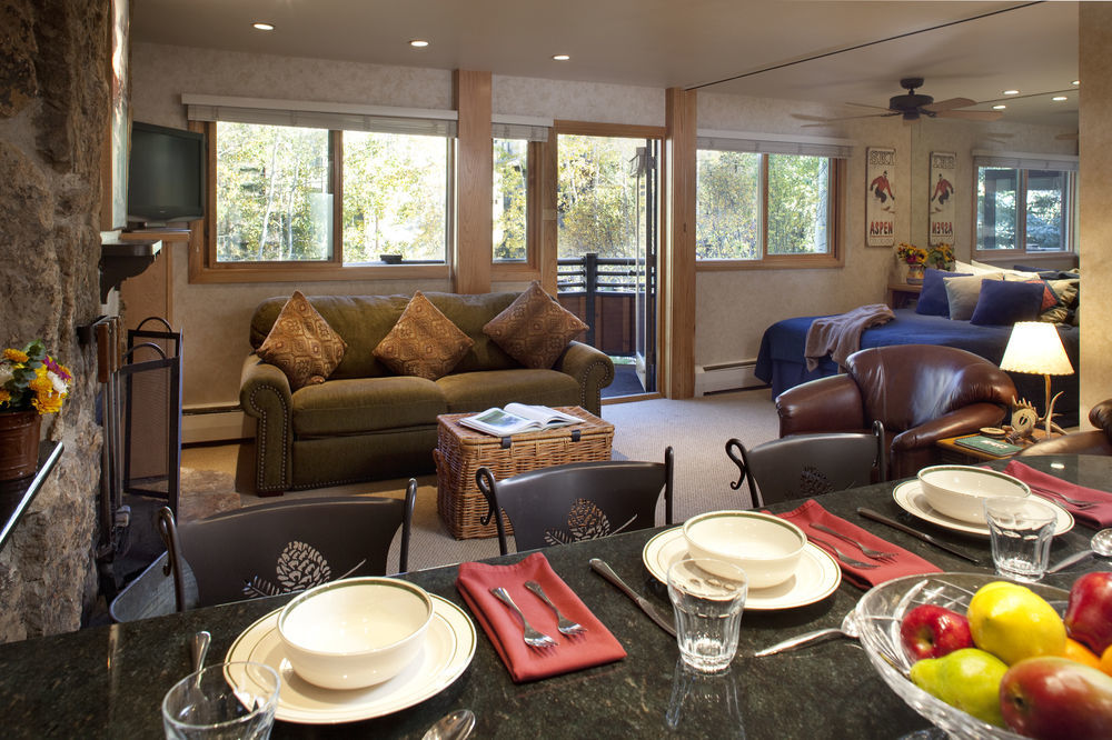 Laurelwood Condominiums Snowmass Village Exterior photo